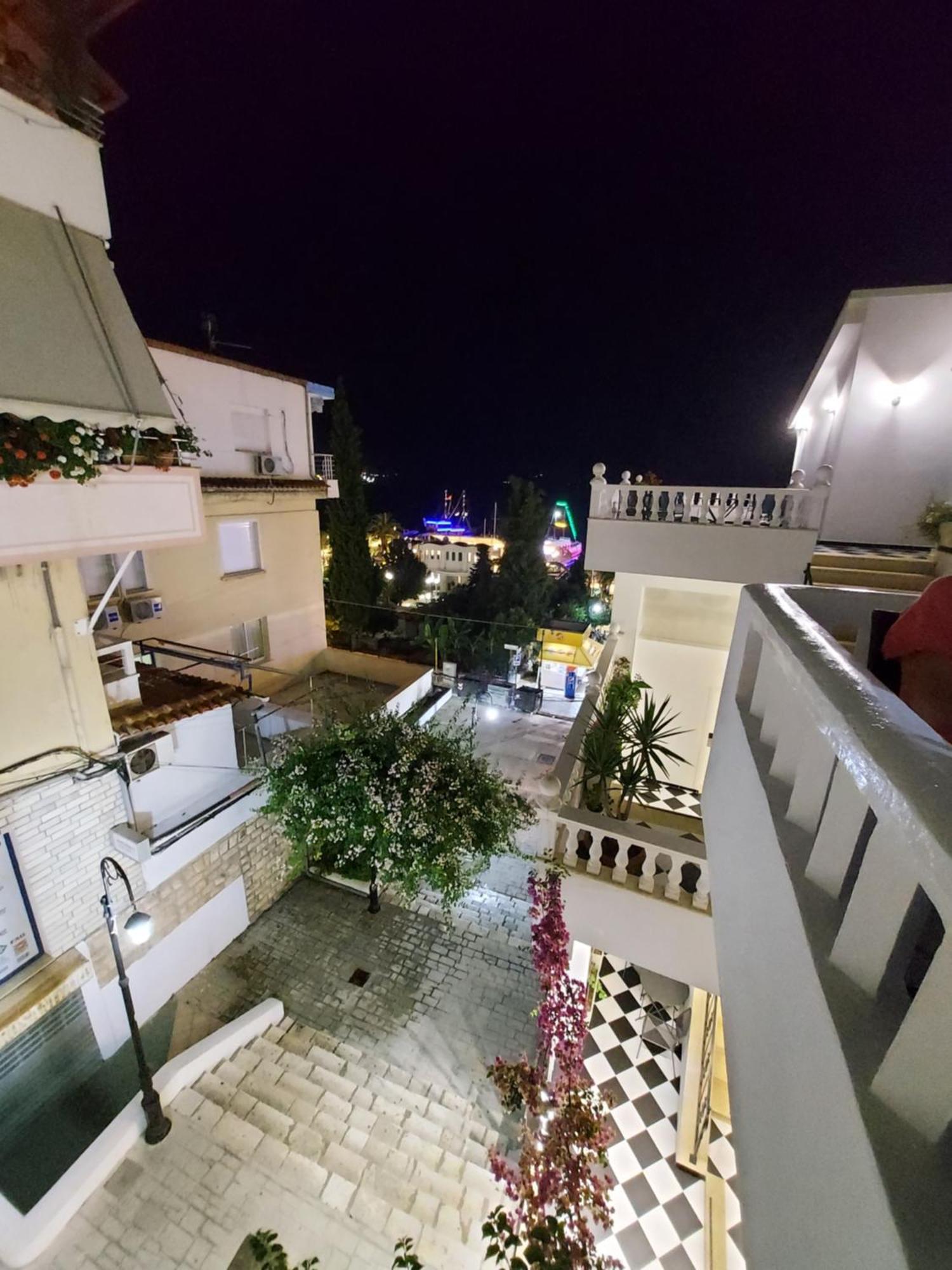 Vila Stupende Apartment Sarande Bilik gambar